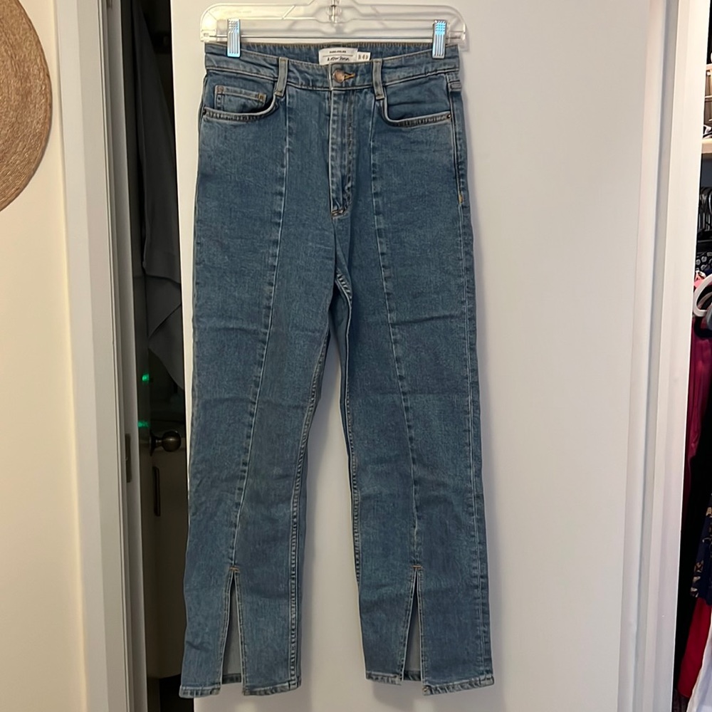 &other stories, split hem light wash denim size 27